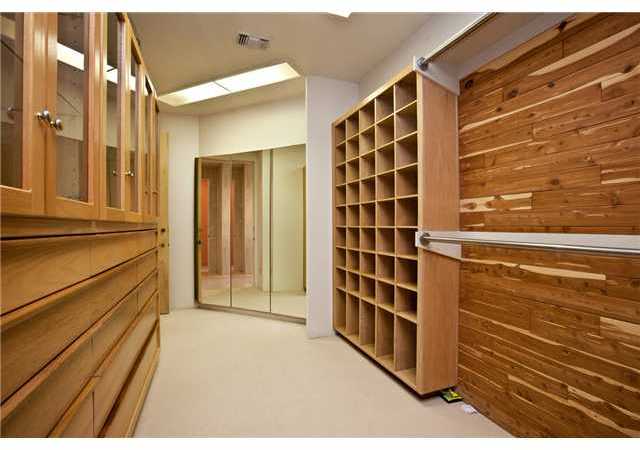 6974 Rancho Cielo Rancho Santa Fe, CA 92067 - Photo 13 of 25 Dual walk-in closets