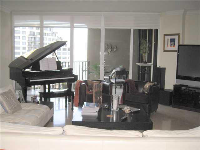 520 Brickell Key Drive, Unit A1214 Miami, FL 33131 - Photo 3 of 17