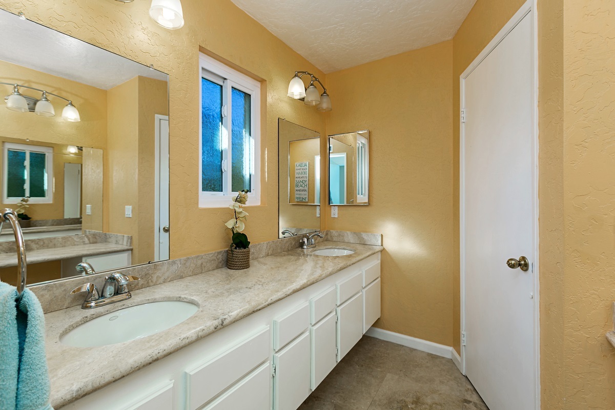 2133 Valley Road Oceanside, CA 92056 - Photo 15 of 25