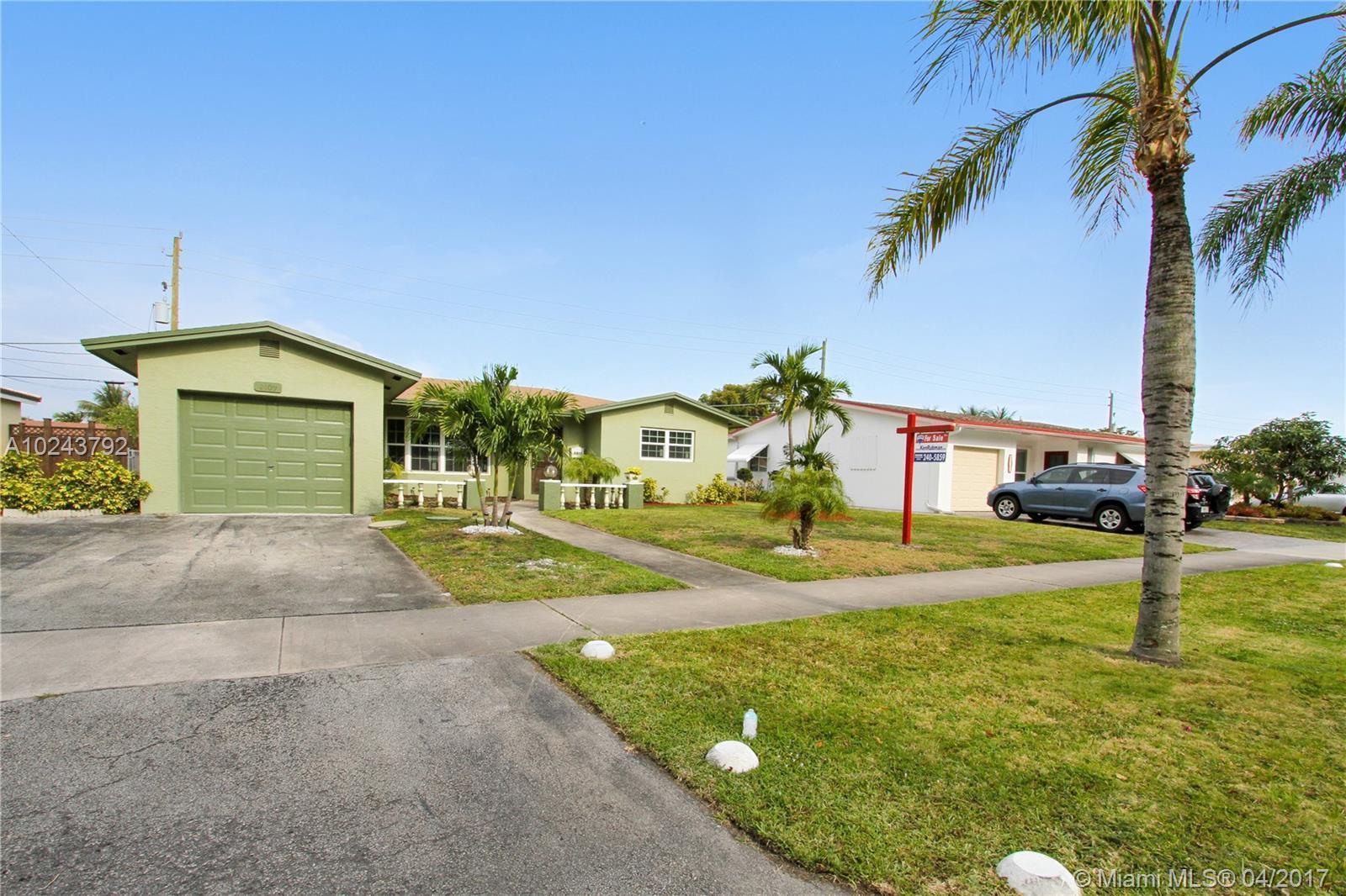 2109 North Park Road Hollywood, FL 33021 - Photo 2 of 15