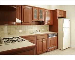 546 81 Street Brooklyn, NY 11209 - Photo 5 of 5