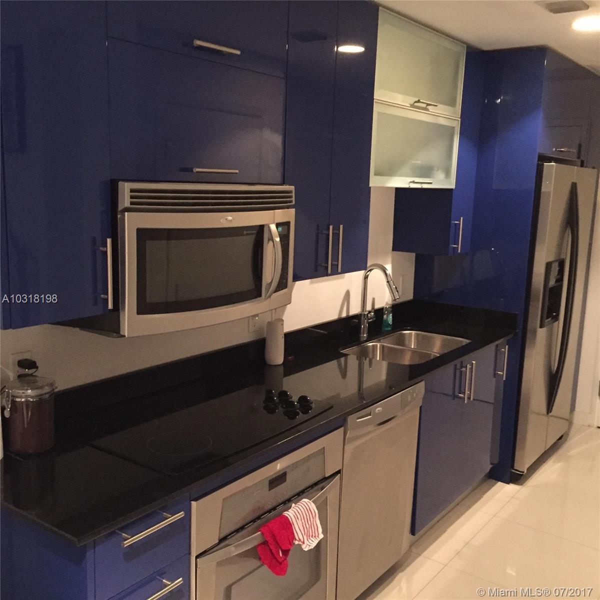 60 Southwest 13th Street, Unit 2217 Miami, FL 33130 - Photo 4 of 6