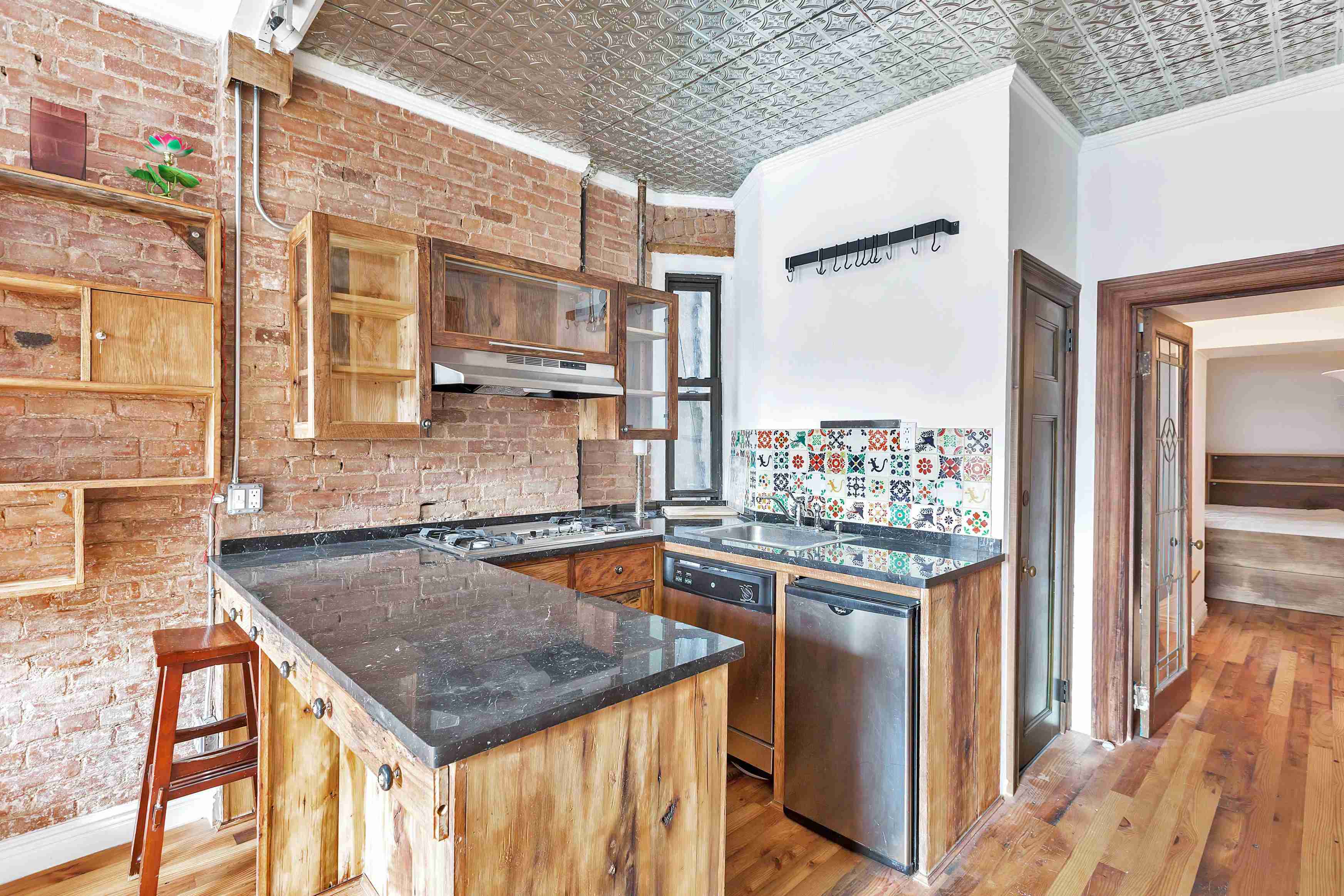 105 Thompson Street, Unit 16 Manhattan, NY 10012 - Photo 4 of 8