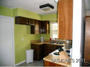 526 Segovia Road St. Augustine, FL 32086 - Photo 4 of 22 Kitchen