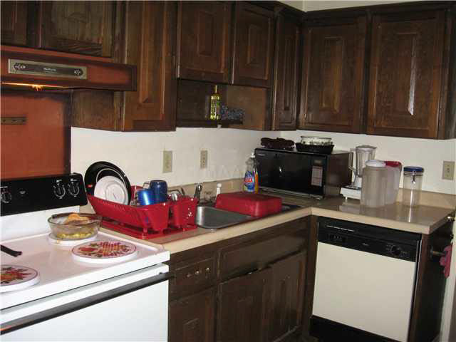 1145 Prescott Road Memphis, TN 38111 - Photo 2 of 11