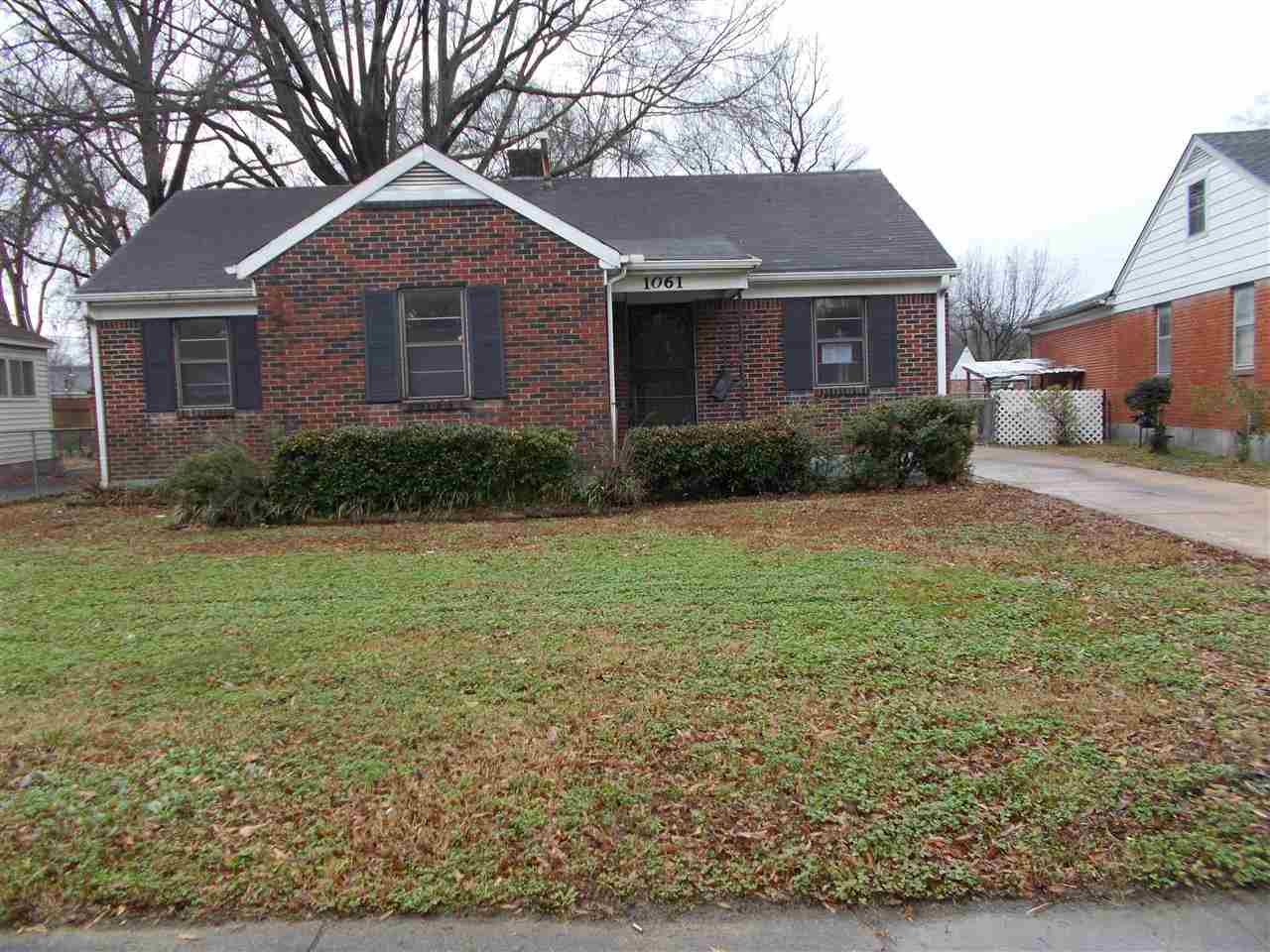 1061 Waring Road Memphis, TN 38122 - Photo 1 of 10