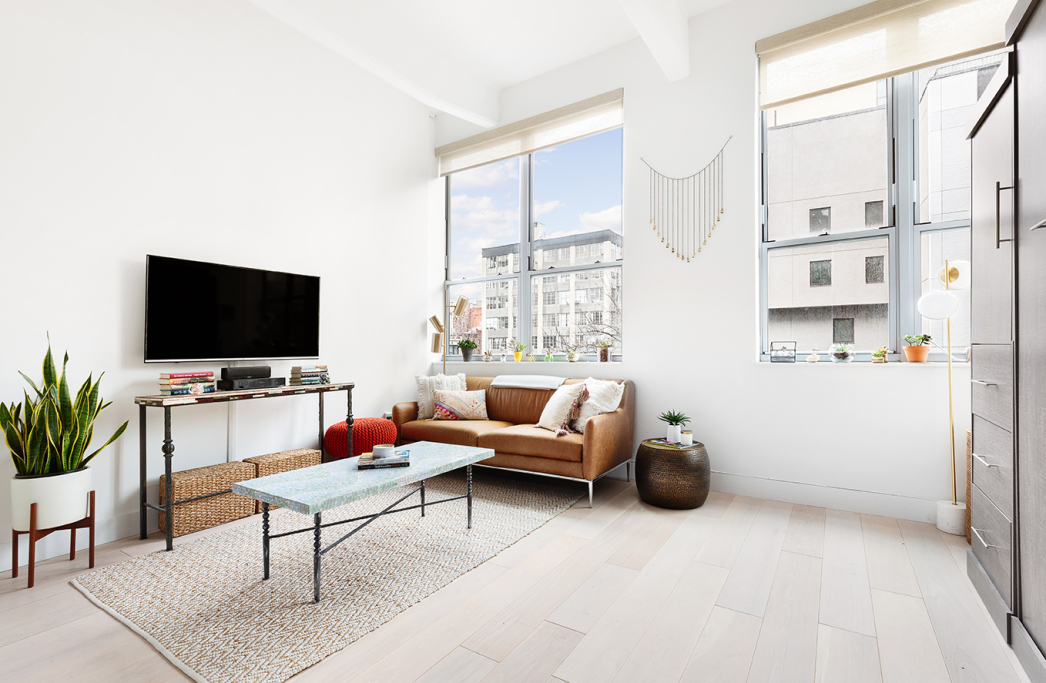 338 Berry Street, Unit 2F Brooklyn, NY 11249 - Photo 2 of 4