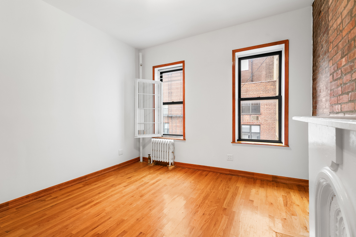 258 West 15th Street, Unit 5RW Manhattan, NY 10011 - Photo 3 of 5