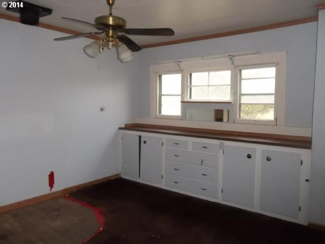 501 Southwest Court Avenue Pendleton, OR 97801 - Photo 4 of 9