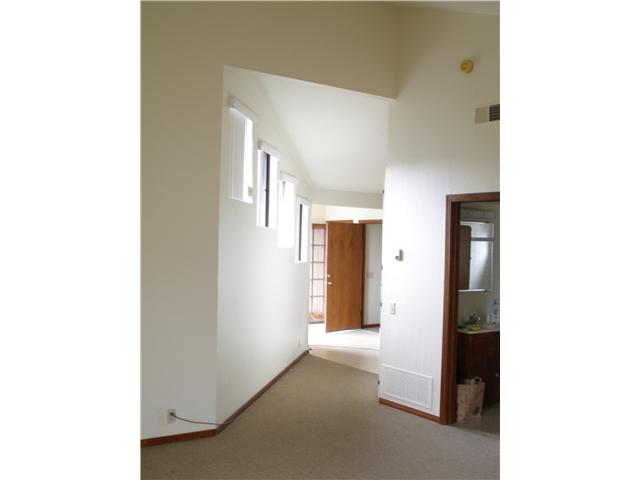 164 Jupiter Street Encinitas, CA 92024 - Photo 14 of 19 Unit A1 Hall