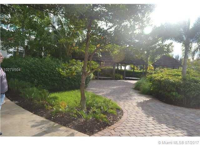 2681 North Flamingo Road, Unit 1506S Sunrise, FL 33323 - Photo 8 of 15