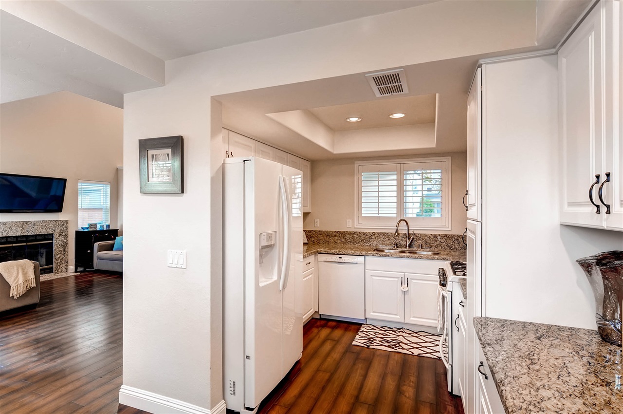 1315 Hampton Road San Marcos, CA 92078 - Photo 12 of 25