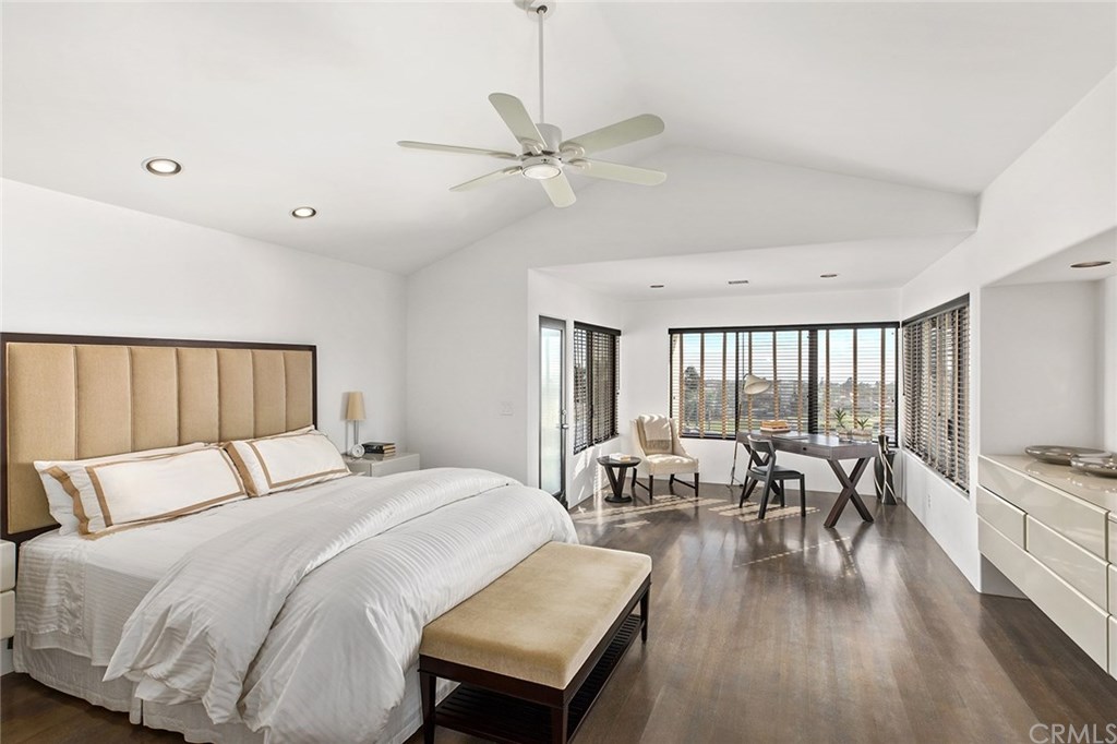 27 Gavina Dana Point, CA 92629 - Photo 10 of 55