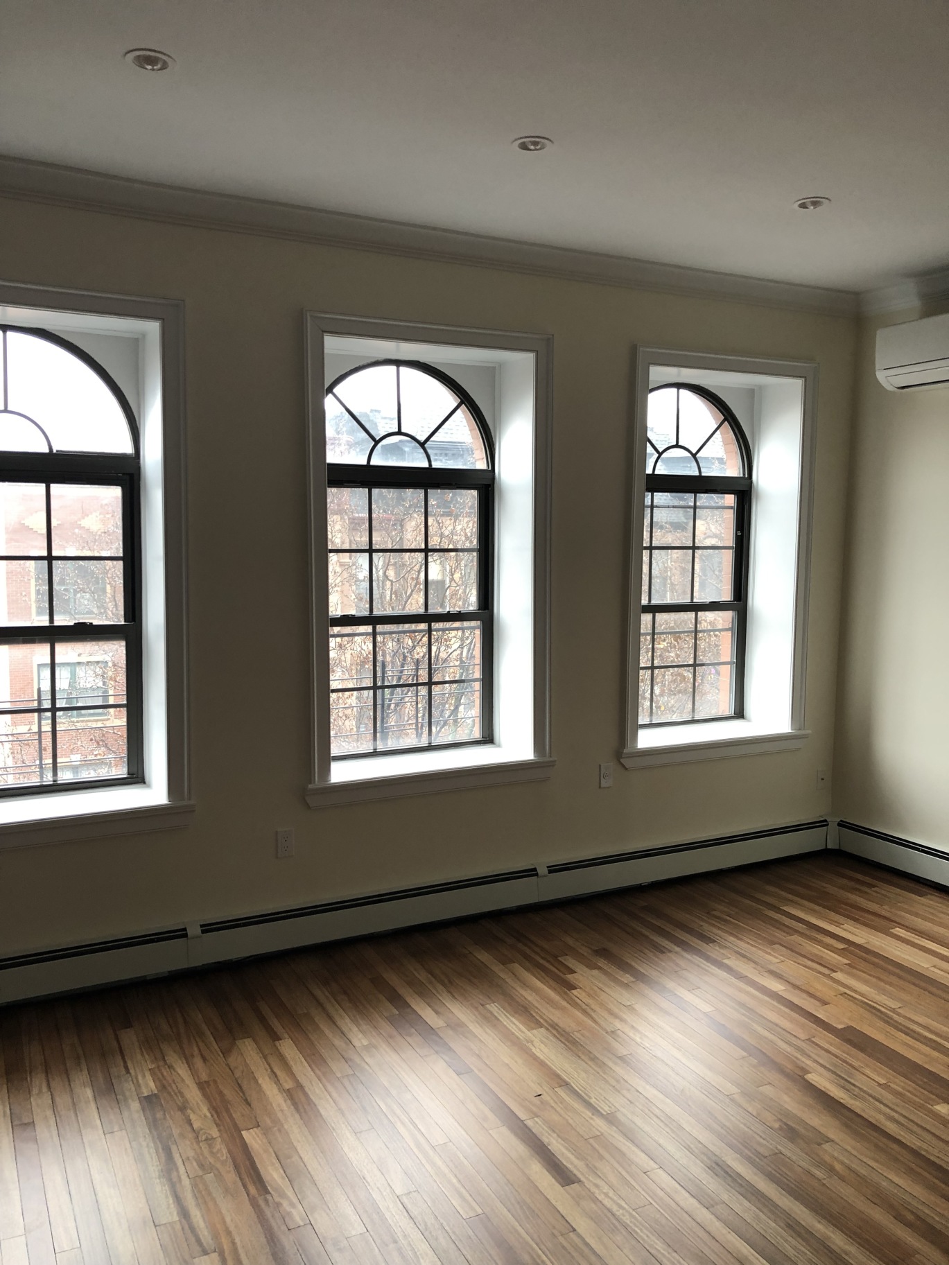 266 West 136th Street, Unit 4 Manhattan, NY 10030 - Photo 3 of 6