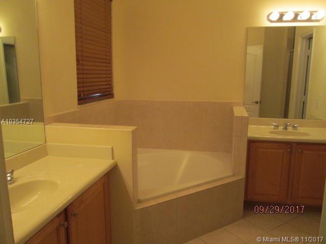 15244 Southwest 9th Way, Unit 15244 Miami, FL 33194 - Photo 8 of 14