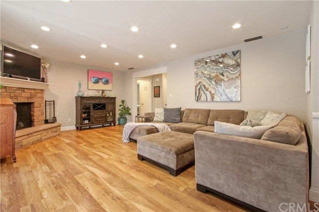 $645,000 | 420 East Roosevelt Road, Long Beach, CA 90807