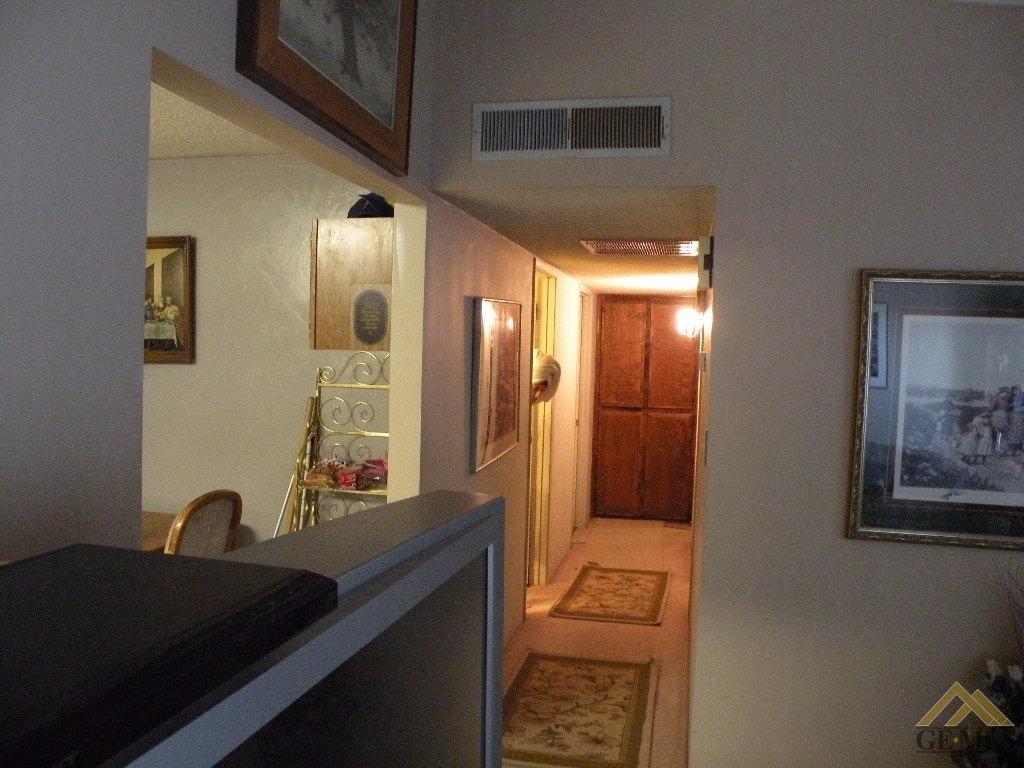 6820 Wilson Road Bakersfield, CA 93309 - Photo 10 of 13