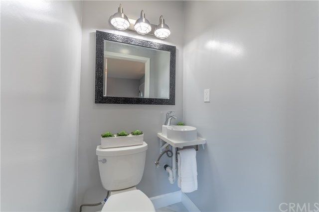 $1,799,999 | 397 La Perle Lane, Costa Mesa, CA 92627