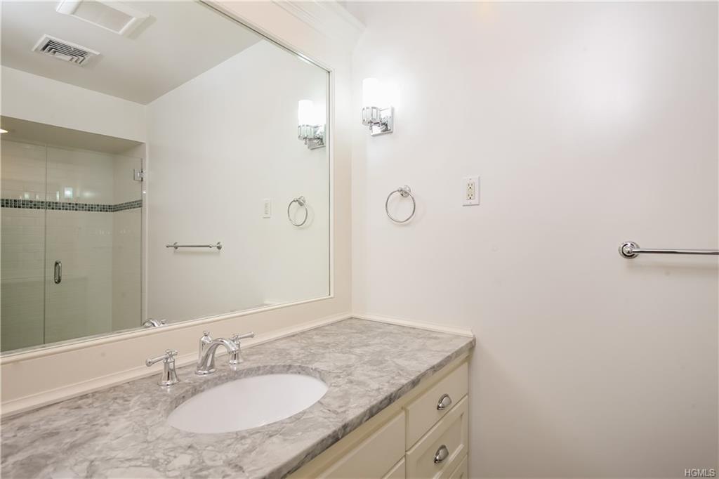 97 Muchmore Road Harrison, NY 10528 - Photo 25 of 30