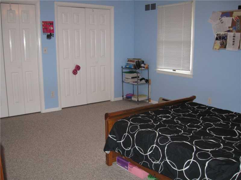 799 Scrubgrass Road Mt. Lebanon, PA 15243 - Photo 18 of 25 Gallery Image 18