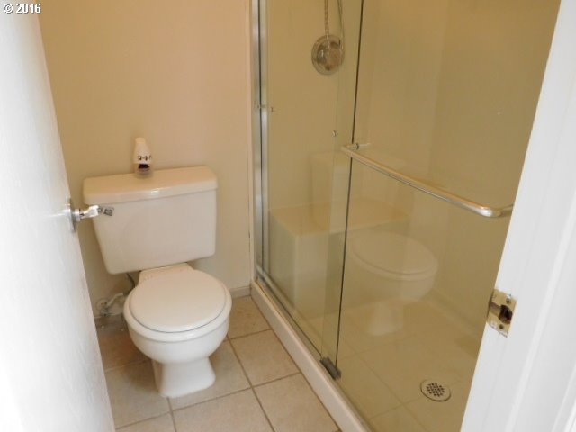 12755 Southwest Davies Road Beaverton, OR 97008 - Photo 4 of 17 Gallery Image 4