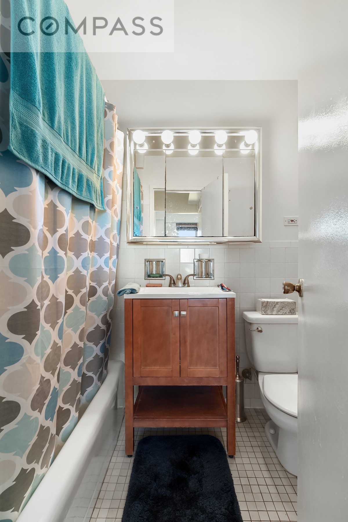 392 Central Park West, Unit 17T Manhattan, NY 10025 - Photo 4 of 6