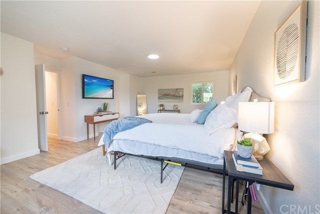 $1,799,999 | 397 La Perle Lane, Costa Mesa, CA 92627