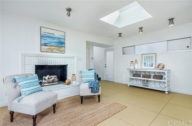 $1,150,000 | 34 58th Place, Long Beach, CA 90803