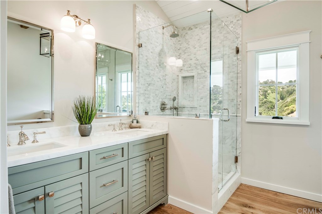 34 Chuckwagon Road Rolling Hills, CA 90274 - Photo 11 of 20