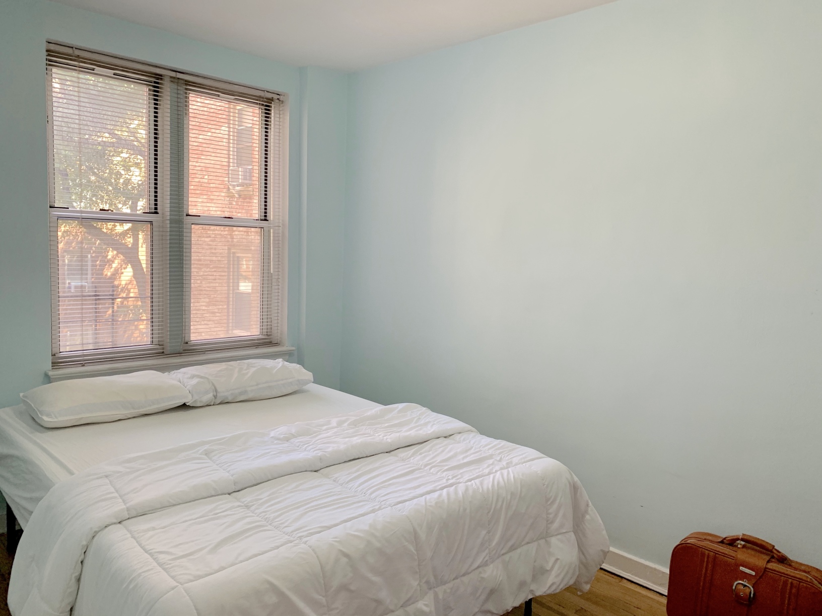 153 Bennett Avenue, Unit 2F Manhattan, NY 10040 - Photo 4 of 7