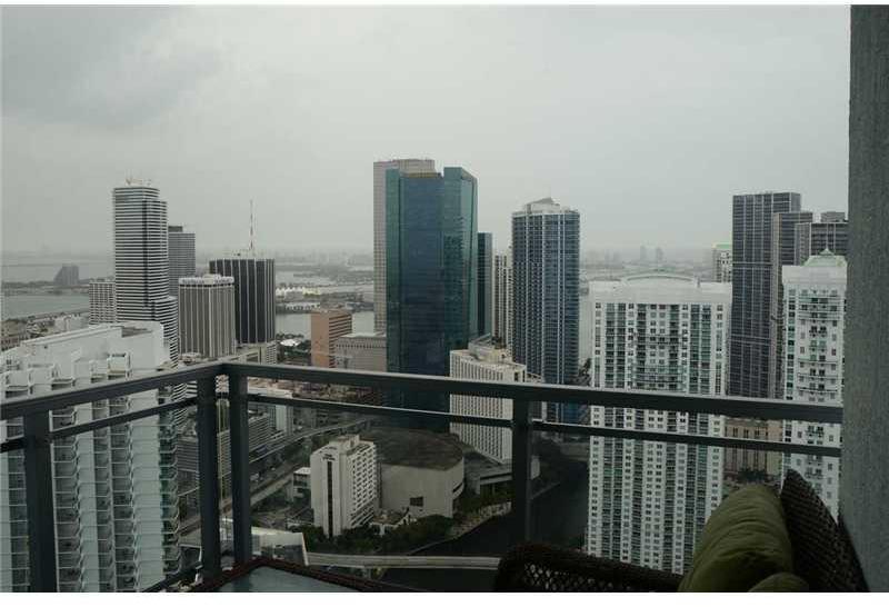 92 Southwest 3rd Street, Unit 5101 Miami, FL 33130 - Photo 17 of 25