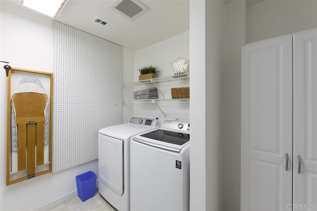 111 Sequoia Avenue, Unit C Carlsbad, CA 92008 - Photo 17 of 21