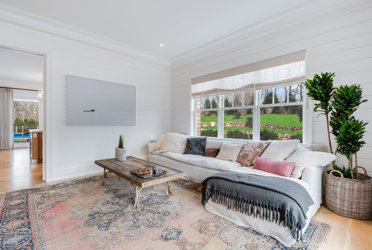 190 Hands Creek Road East Hampton, NY 11937 - Photo 8 of 20