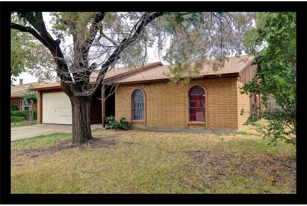 1122 Loving Trail Grand Prairie, TX 75052 - Photo 1 of 1