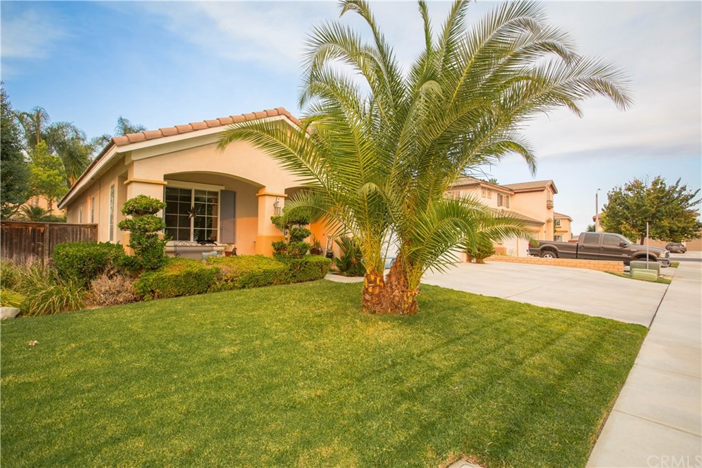 25342 Clear Canyon Circle Menifee, CA 92584 - Photo 21 of 34