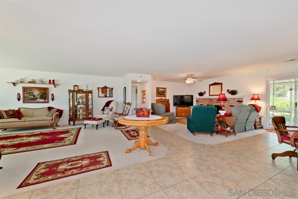956 Pepper Tree Lane Fallbrook, CA 92028 - Photo 2 of 19