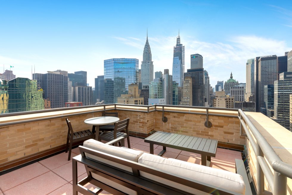 Turtle Bay Towers 310 E 46th St, Manhattan, NY 10017 - Photo 7 of 8