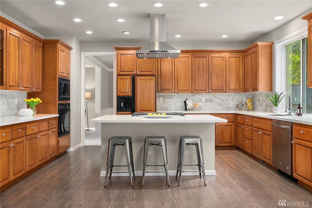 5401 Northeast 22nd Court Renton, WA 98059 - Photo 12 of 25