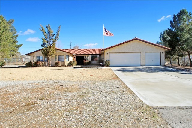 15948 Acoma Road Apple Valley, CA 92307 - Photo 1 of 1