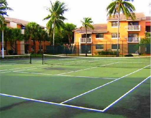 7140 Northwest 179th Street, Unit 204 Hialeah, FL 33015 - Photo 7 of 9