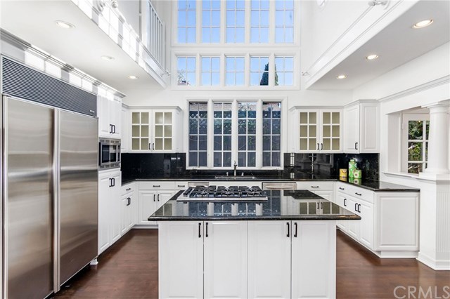 2005 Pine Avenue Manhattan Beach, CA 90266 - Photo 9 of 40