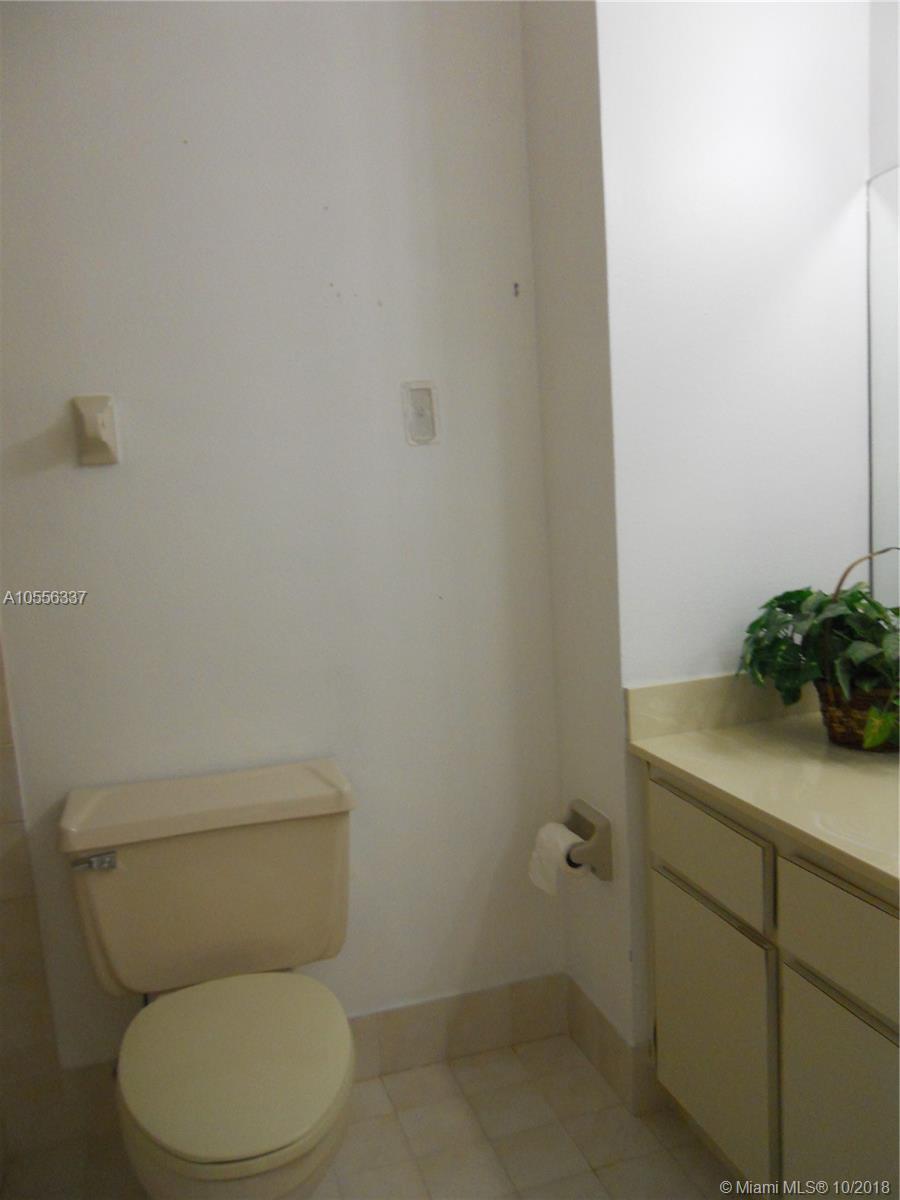 5975 Southwest 137th Avenue, Unit 803 Miami, FL 33183 - Photo 24 of 40