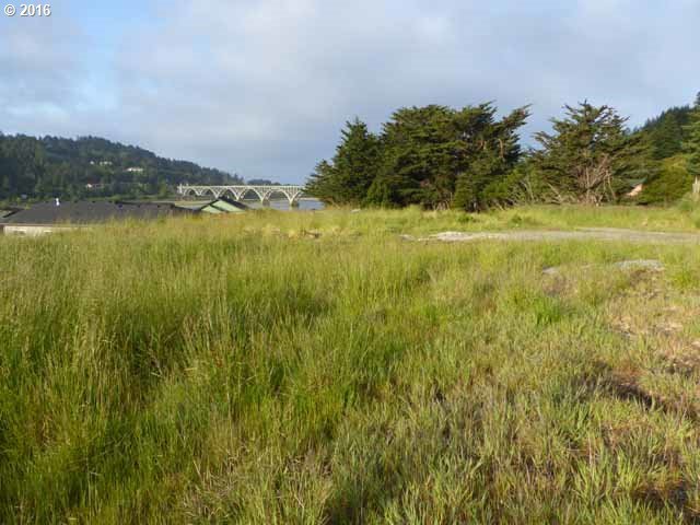 Hume Road, Unit 318 Gold Beach, OR 97444 - Photo 10 of 32 Gallery Image 10