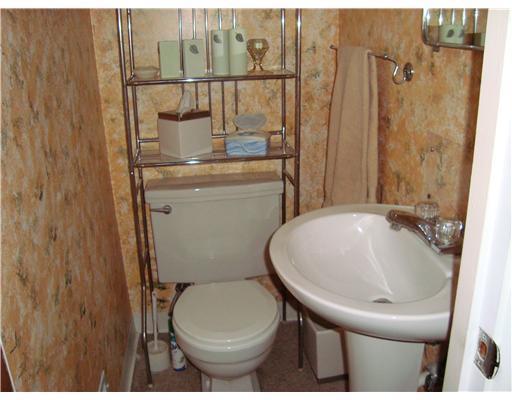 213 Cochran Road Mt. Lebanon, PA 15228 - Photo 13 of 18 Gallery Image 13
