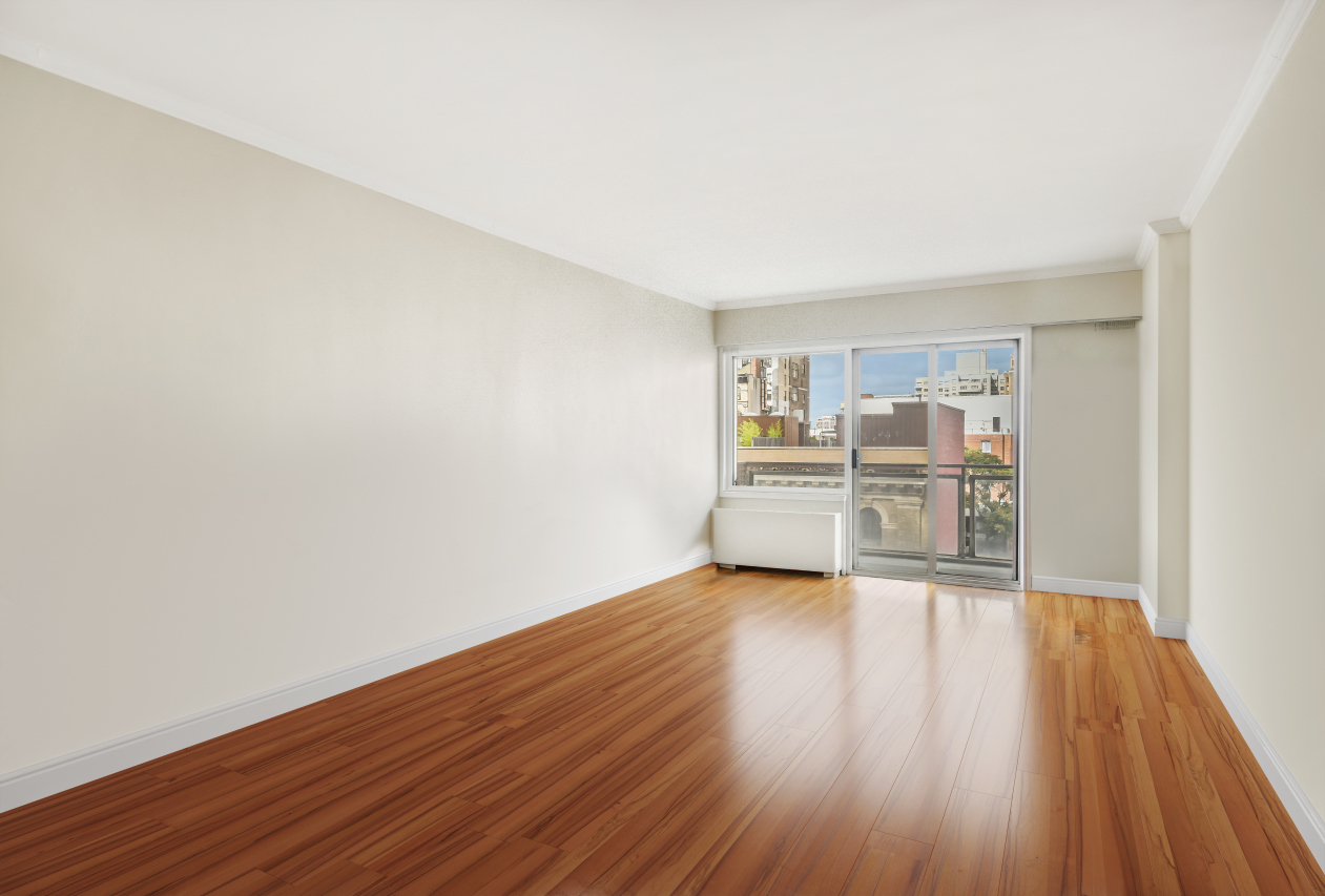 60 East 8th Street, Unit 8C Manhattan, NY 10003 - Photo 10 of 12