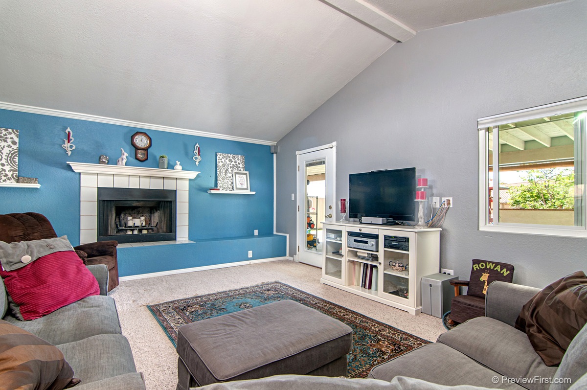 9761 Abbeyfield Road Santee, CA 92071 - Photo 9 of 25 Gallery Image 9