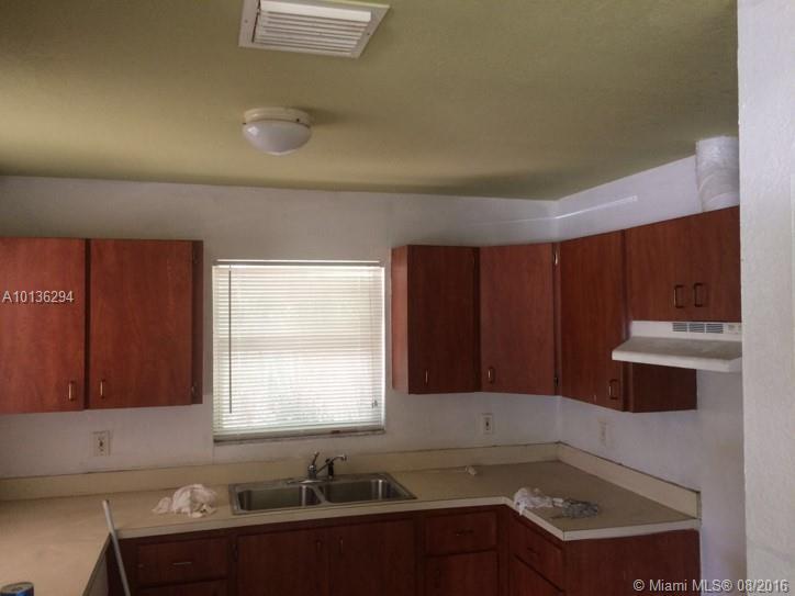 353 Northwest 7th Street, Unit 1 Pompano Beach, FL 33060 - Photo 2 of 2