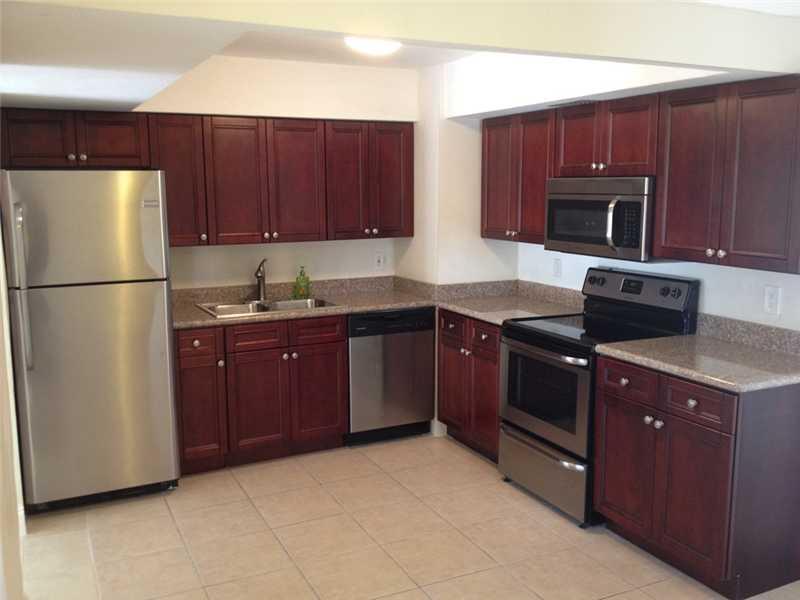 321 Southwest 8th Street Delray Beach, FL 33444 - Photo 3 of 18