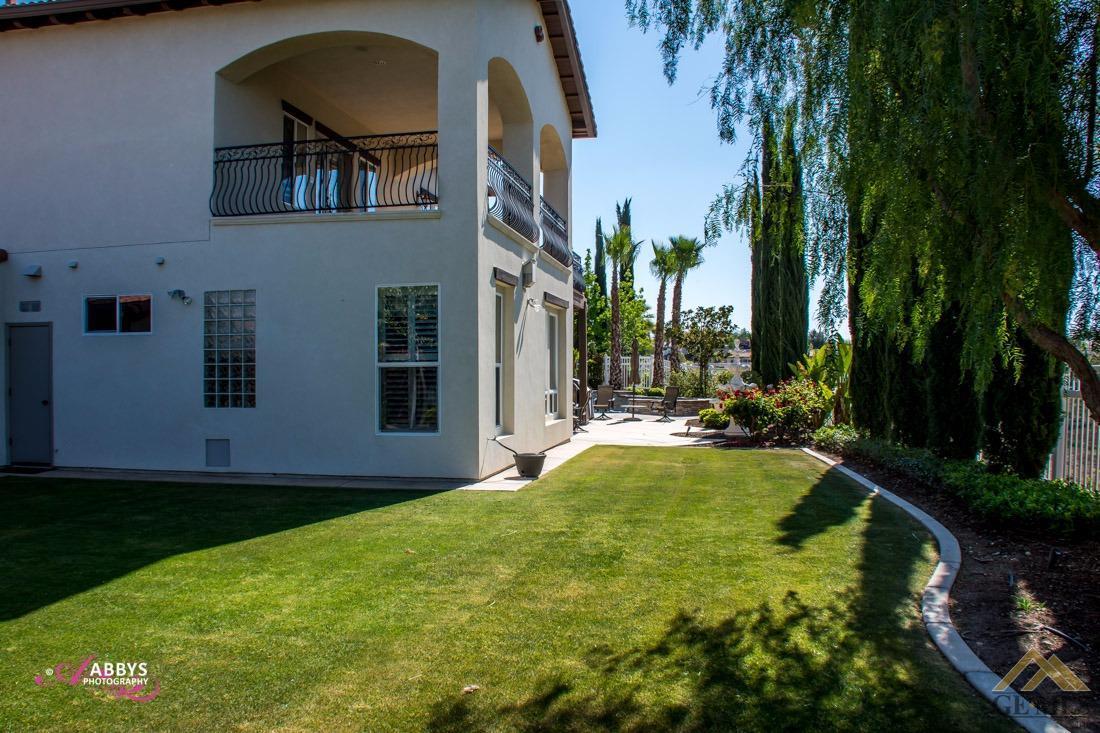 13407 Raphael Avenue Bakersfield, CA 93306 - Photo 36 of 40