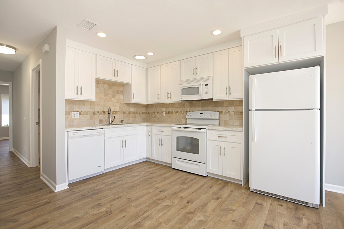 1814 Belle Grove Road Encinitas, CA 92024 - Photo 8 of 25 Gallery Image 8